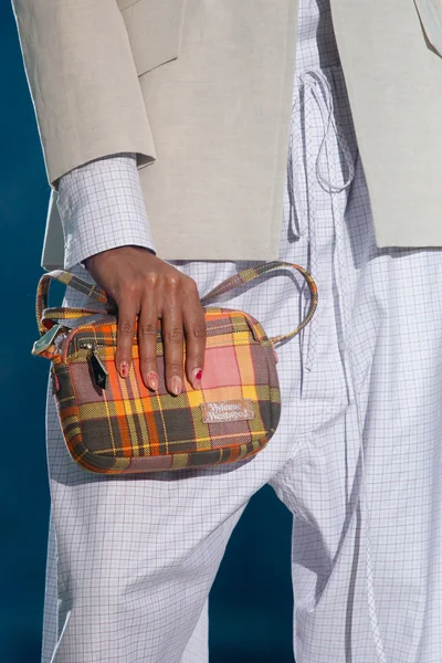 Look 20